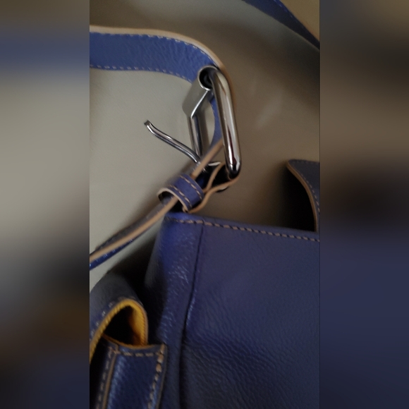 Purple Leather Shoulder Bag - Picture 9 of 9